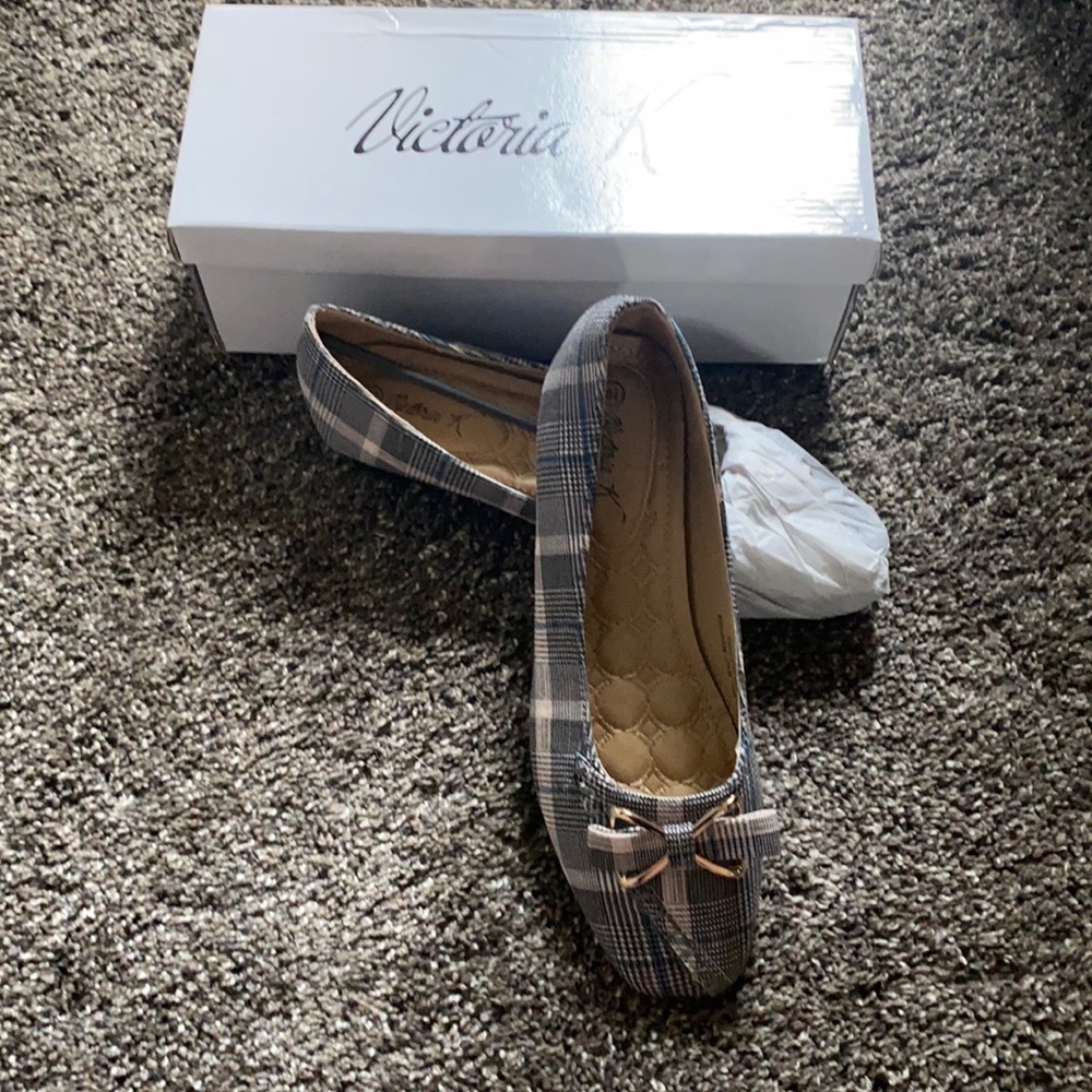 Victoria K Women’s Blue Plaid Shoes NIB 8.5